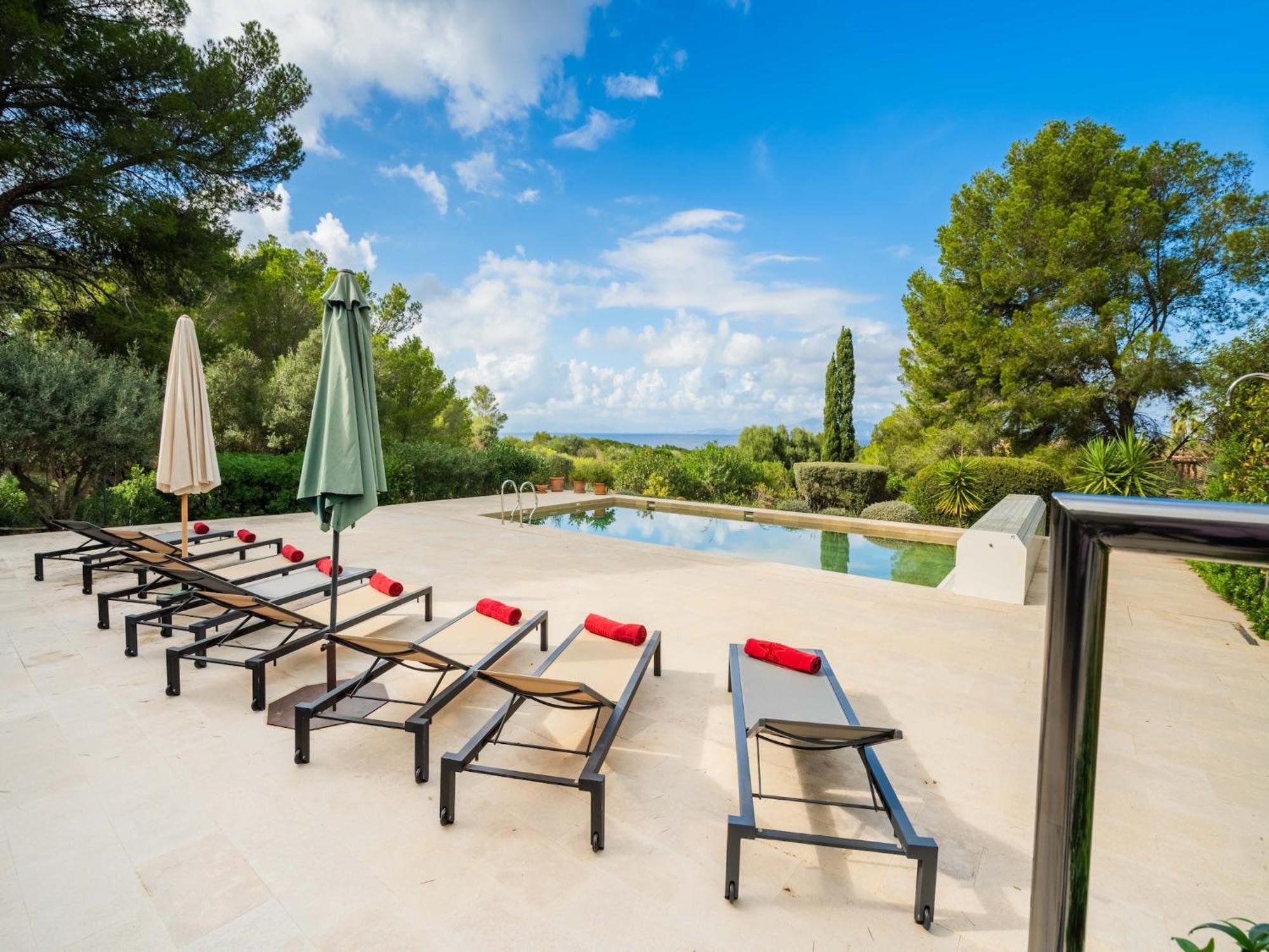 In Balearic Islands Villa Artá